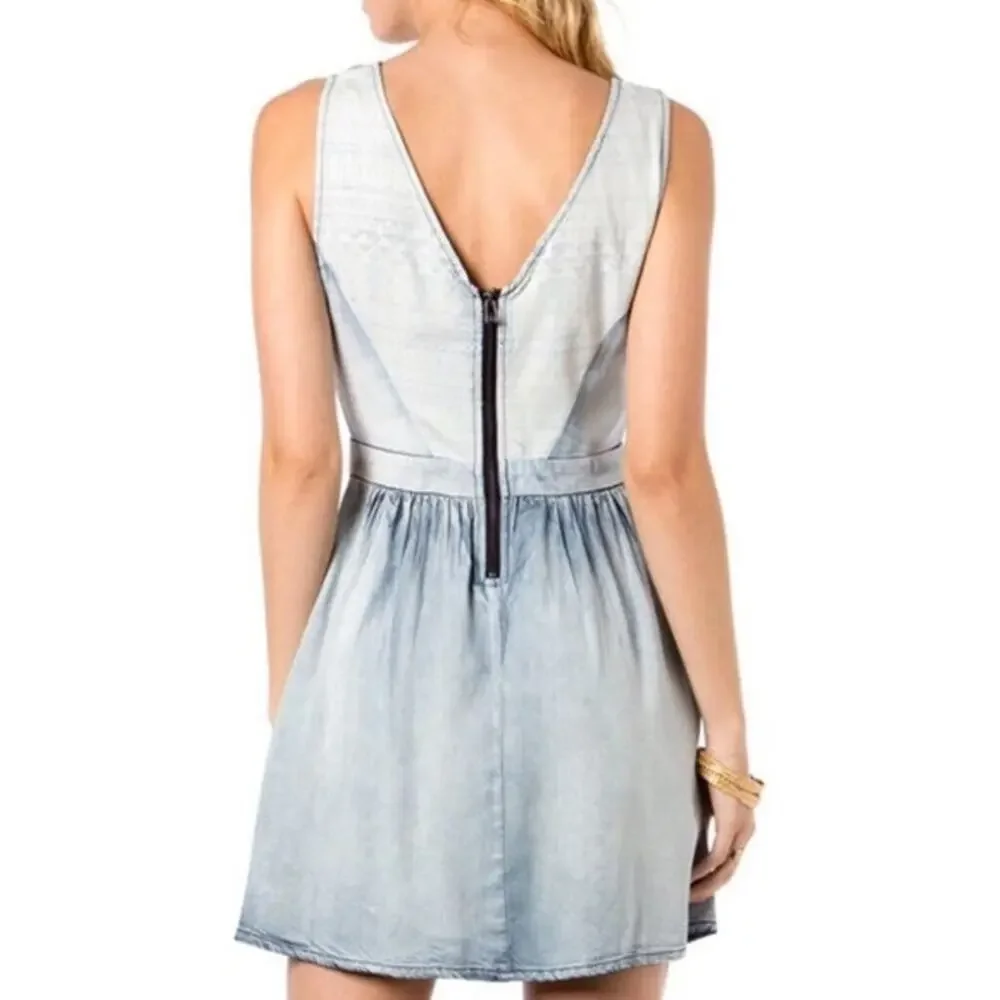 Miss Me Sweet surprise Chambray Mini Dress Women Size Small Blue A-line Crochet
